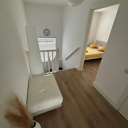 Beatiful 3 Bedroom Apartment Near Tower Bridge Londra Esterno foto